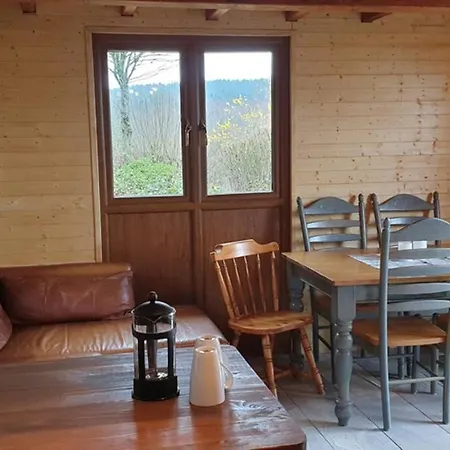 3 Bedroom Over Looking Dathee & Golf Course * Saint-Manvieu-Bocage