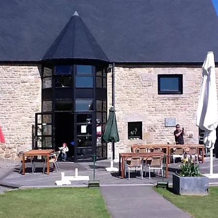 3 Bedroom Over Looking Dathee & Golf Course Alpesi faház