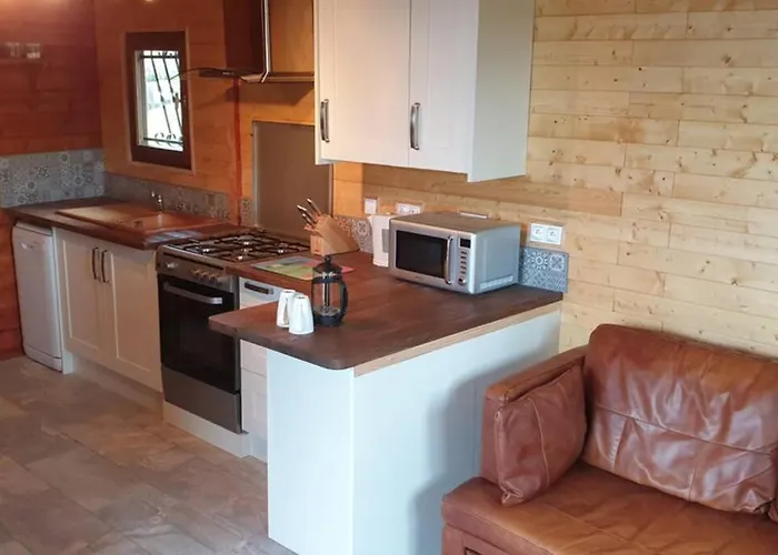 3 Bedroom Over Looking Dathee & Golf Course Saint-Manvieu-Bocage