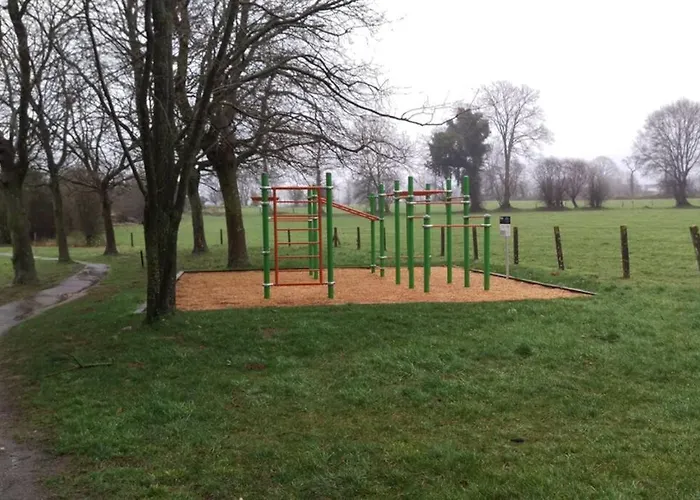 Alpesi faház 3 Bedroom Over Looking Dathee & Golf Course Saint-Manvieu-Bocage