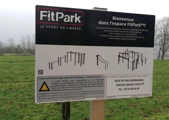 3 Bedroom Over Looking Dathee & Golf Course Chalé Saint-Manvieu-Bocage